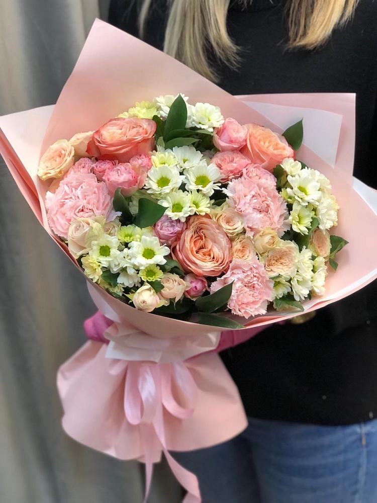 Букет цветов из: Гвоздики, Розы и Хризантемы в Черноголовке