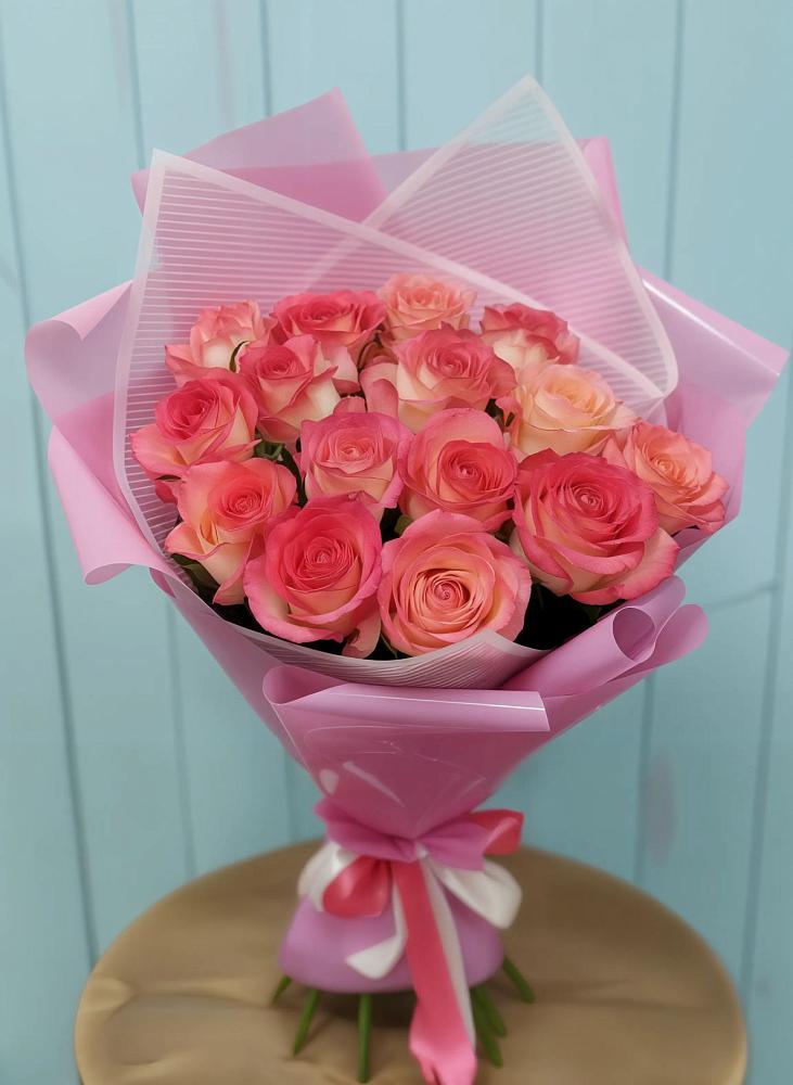 Букет 15 Розовых роз Равель в Черноголовке