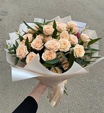Букет Кремовые розы Латте в Черноголовке