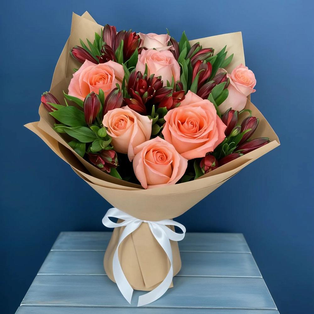 Букет цветов из: Розы и Альстромерии в Черноголовке