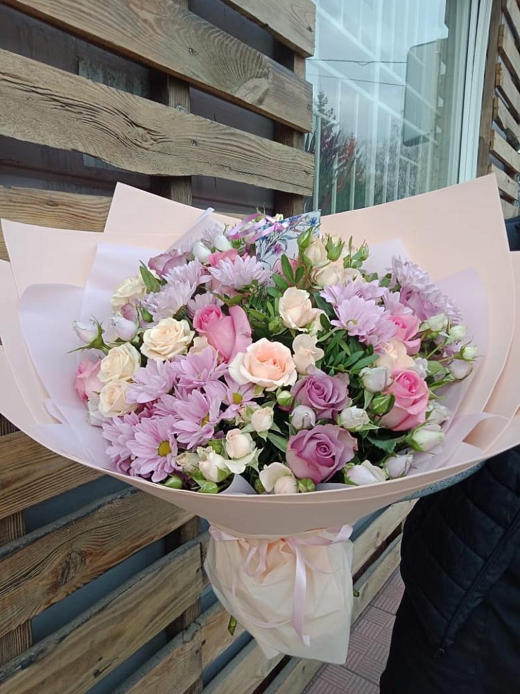 Букет цветов из: Розы и Хризантемы в Черноголовке