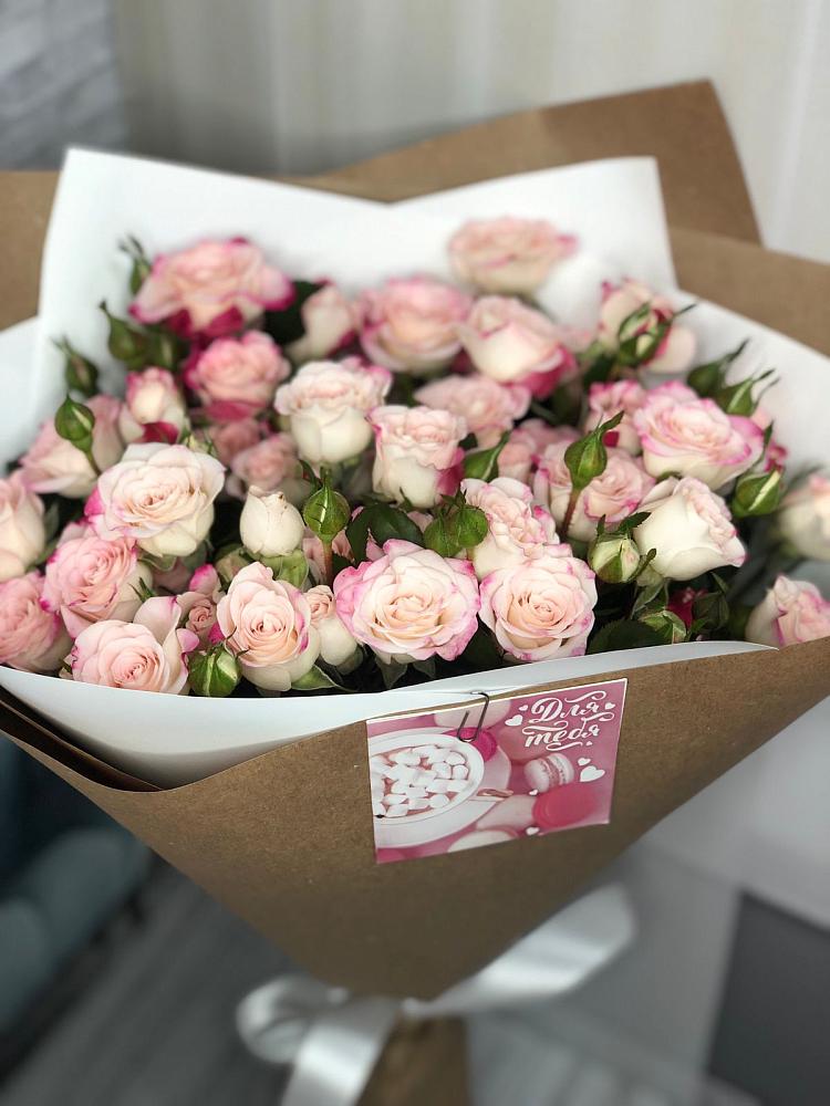 Букет цветов из: Розы в Черноголовке