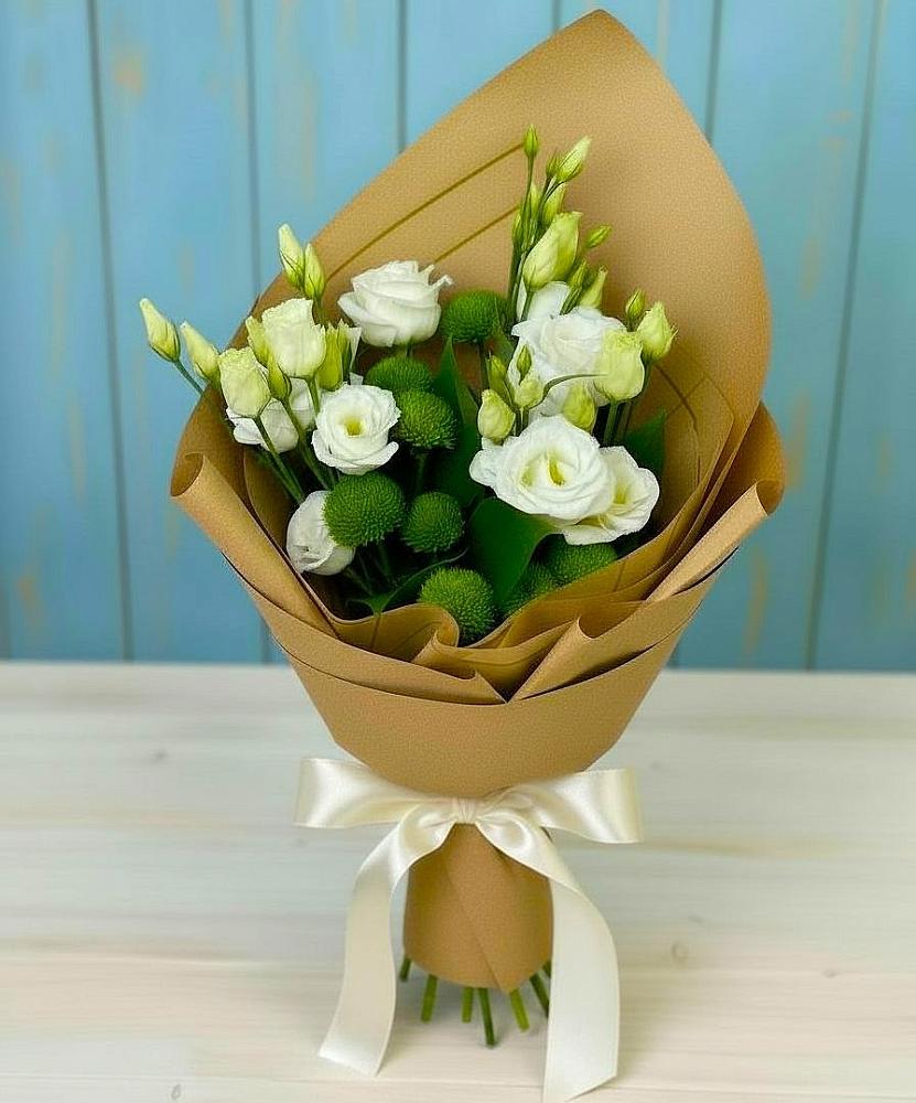 Букет цветов из: Хризантемы и Лизиантусы в Черноголовке