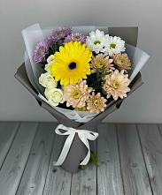 Букет цветов из:  Розы, Герберы и Хризантемы в Черноголовке