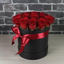 Цветочная композиция из Розы в шляпной коробке в Черноголовке