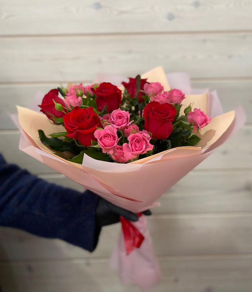 Букет цветов из: Розы в Черноголовке