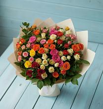 Букет Микс из разноцветных кустовых роз #REPLACE_PRED# Черноголовке