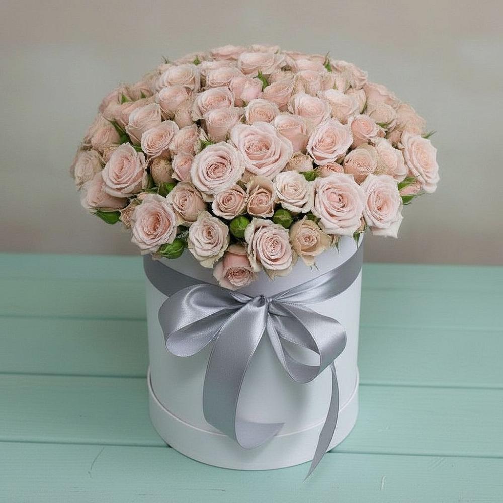 Цветочная композиция из Розы в шляпной коробке в Черноголовке